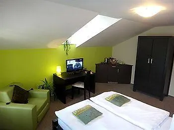 Boutique Hotel Swisshouse Marianske Lazne 4*,